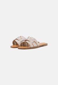 ALDO PILLOW WALK + FLEX ELENAA - Tagant lahtised kingad - bone