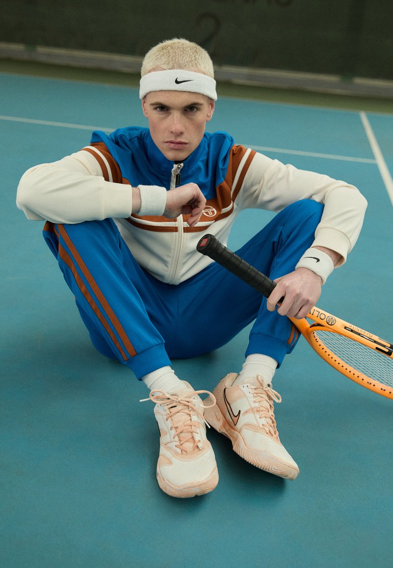 Sergio Tacchini DAMARINDO SET - Tepláková súprava - nautical blue/gardenia/mocha bisque