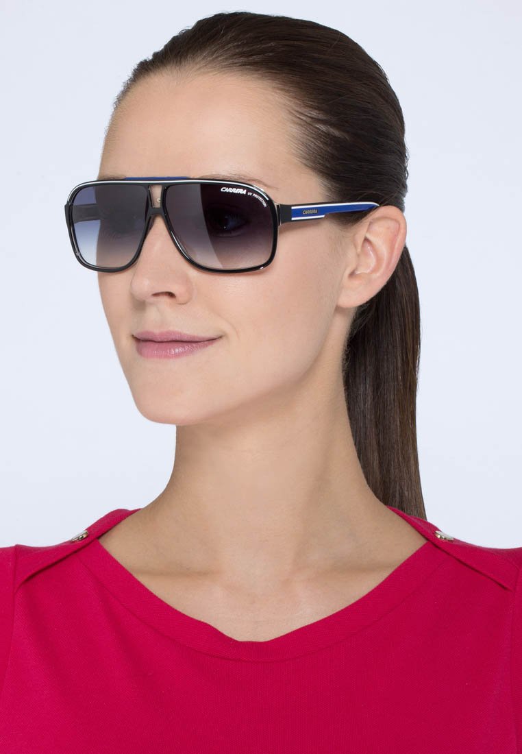 Arriba 63+ imagen carrera grand prix 2 polarized Thptnganamst.edu.vn