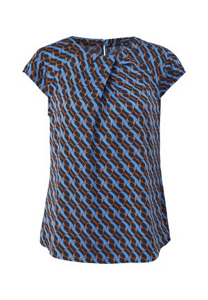 Blusa de mujer de manga corta con patrones geométricos en azul y marrón, y un detalle plisado cerca del cuello redondo.