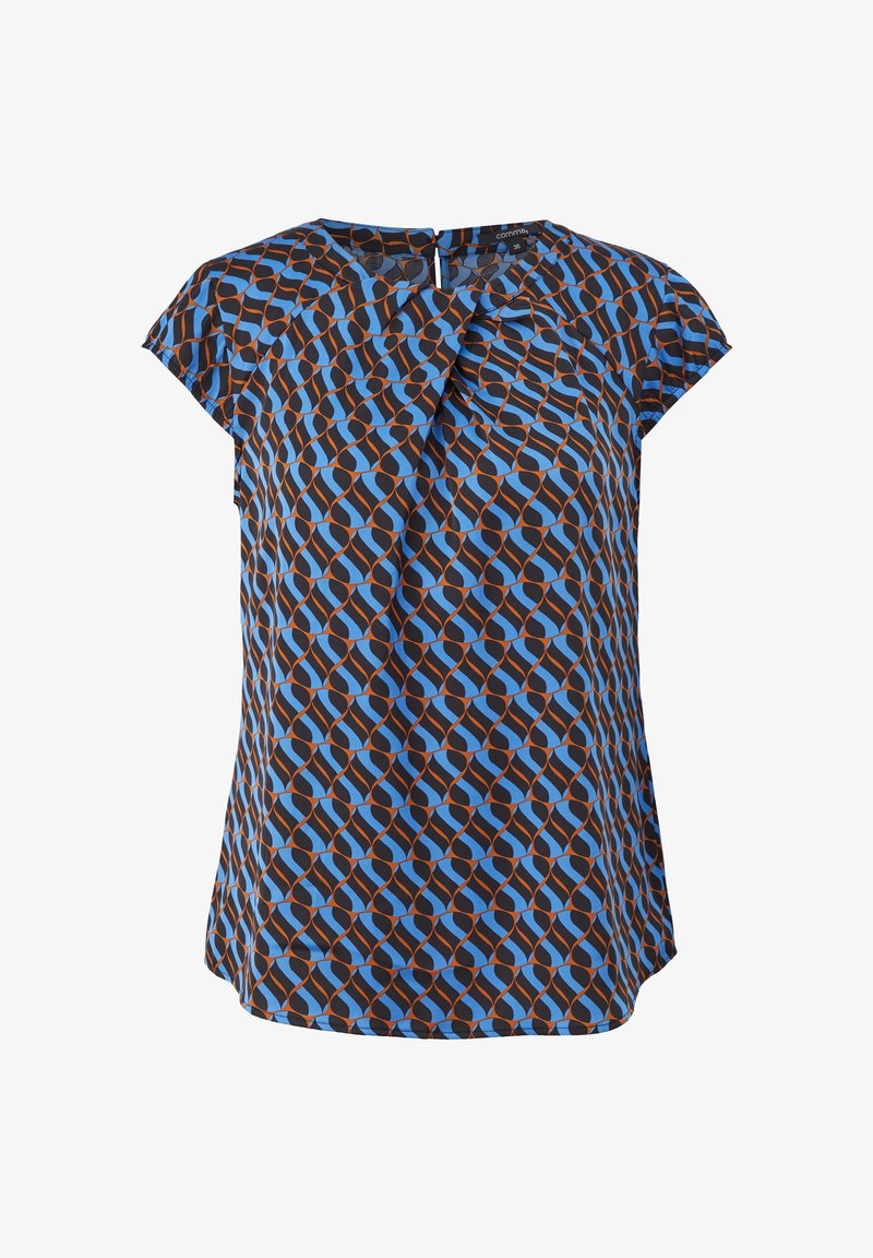 Blouse à manches courtes pour femme avec des motifs géométriques bleus et marron et un détail plissé près de l'encolure ronde.