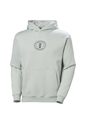 Sudadera verde claro con un bolsillo frontal, capucha ajustable con cordón y un logotipo gráfico circular en el pecho. Tejido suave y liso.