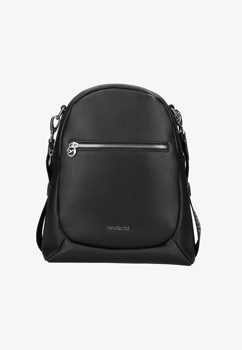 Sort læder rygsæk med en rund form, struktureret overflade, sølvfarvet lynlåslomme foran og justerbar skulderrem.