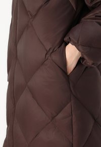YAS YASFUDGE LONG COAT - Dunkåpe / -frakk - hot fudge
