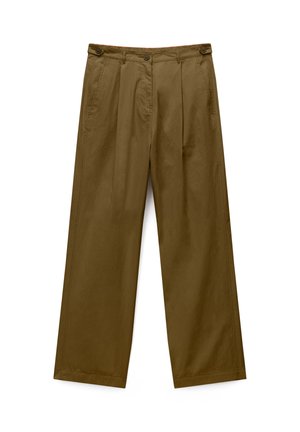 Pantalones marrones de pierna ancha con ajustadores laterales abotonados, trabillas para cinturón, bolsillos laterales y cierre frontal con botones.