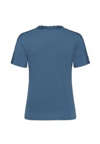 Blaues T-Shirt mit kurzenÄrmeln und Spitzenakzenten an den Schultern und am Ausschnitt. Weicher Stoff, geripptes Material und gerade Saumlinie.