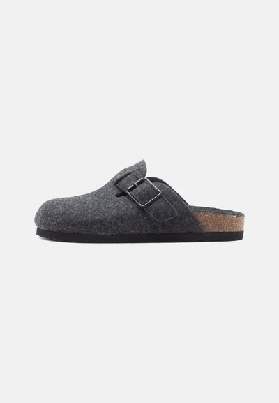 Innesko til dame, herre & barn på nett | Zalando