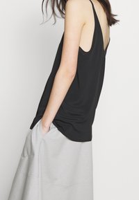 DRYKORN Blus - black