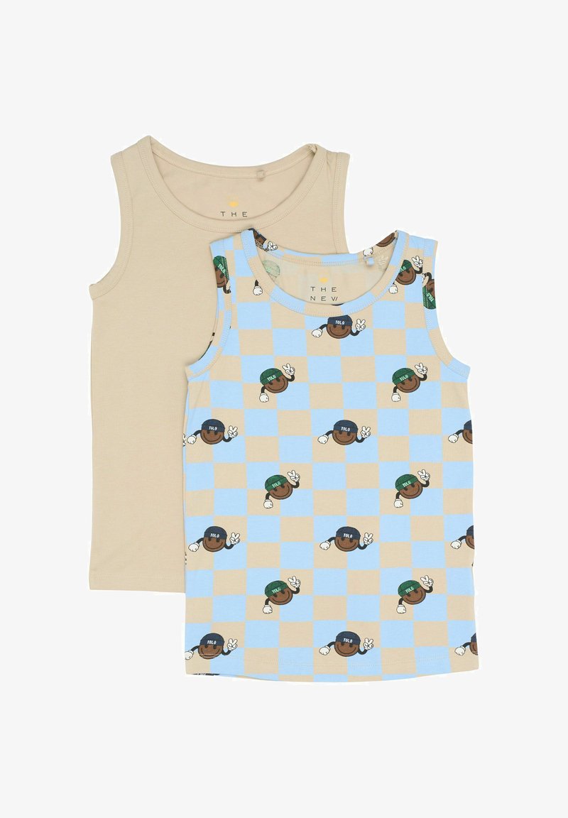Dwie koszulki na ramiączkach: jedna beżowa, druga w niebieską kratkę z postaciami z kreskówek w kapeluszach, machającymi rękami. Miękka bawełniana tkanina.
