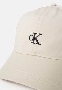 Calvin Klein Jeans MONOGRAM BASEBALL  - Kapa - oyster gray