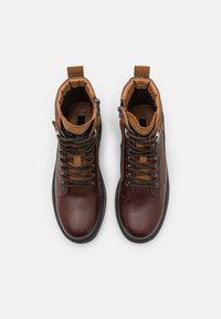 Pepe Jeans Nauhalliset nilkkurit - brown