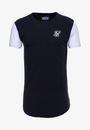 T-shirt noir avec manches courtes blanches, col rond, et petit logo blanc brodé sur la poitrine gauche.