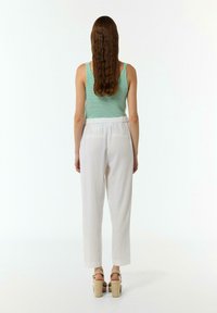 comma casual identity - Spodnie materiałowe