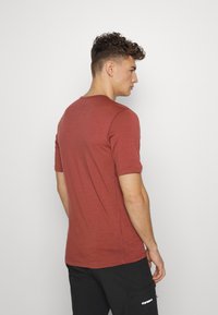 icebreaker MENS - Camisola interior - grape