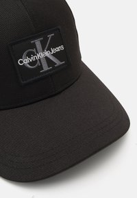 Calvin Klein Jeans MONO LOGO PATCH UNISEX - Nokkmüts - black