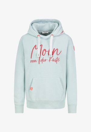 Lichtblauwe hoodie met witte trekkoorden, kangaroozak aan de voorkant, rode letters en accenten, geribbelde manchetten en een klein logolabel aan de zoom.