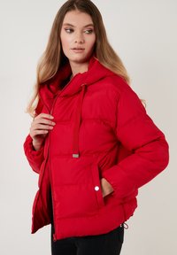 LELA REGULAR FIT - Ziemas jaka - red