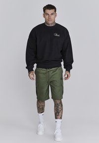 SIKSILK - Shorts - green Thumbnail Image 1
