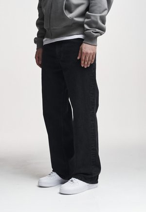 2Y Studios, BAGGY FIT WIDE LEG BASIC JEANS - Jean baggy - washed black