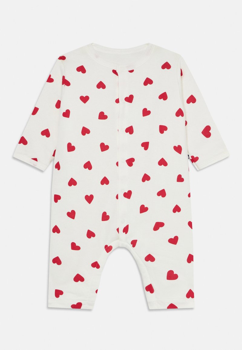 Body alb pentru bebeluși, cu un model de inimi roșii, mâneci lungi, guler rotund și închidere cu snaps pe față și pe picioare.