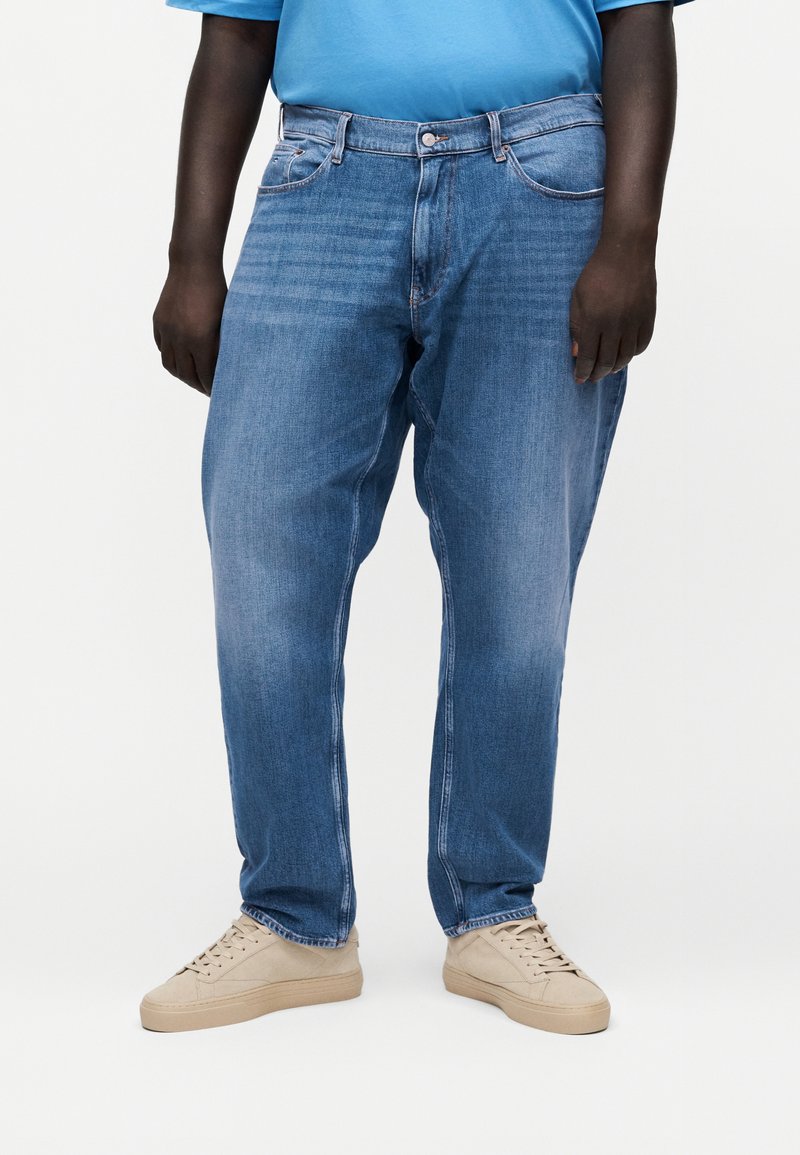 Tommy Jeans RYAN PLUS - Džíny Straight Fit - blue denim