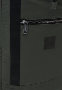 Carhartt WIP OTLEY BACKPACK UNISEX - Mochila - cypress