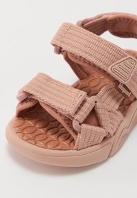 Thumbnail-Bild 6