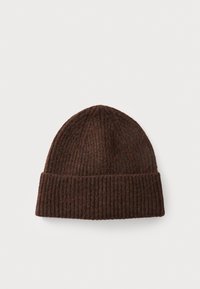 Braune Strickmütze aus Wolle mit gerippter Textur. Das Design verfügt über einen umgekrempelten Rand und eine runde Oberseite.