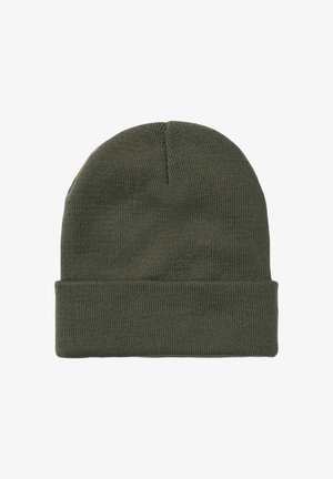 Beanie in verde oliva a maglia con risvolto, realizzato in tessuto morbido. Presenta un design semplice e senza cuciture, privo di decorazioni o motivi.