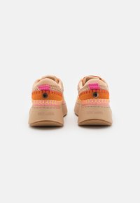 Steve Madden Zapatillas - orange