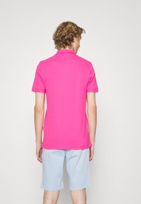 Lyle & Scott Polokošeľa - pink