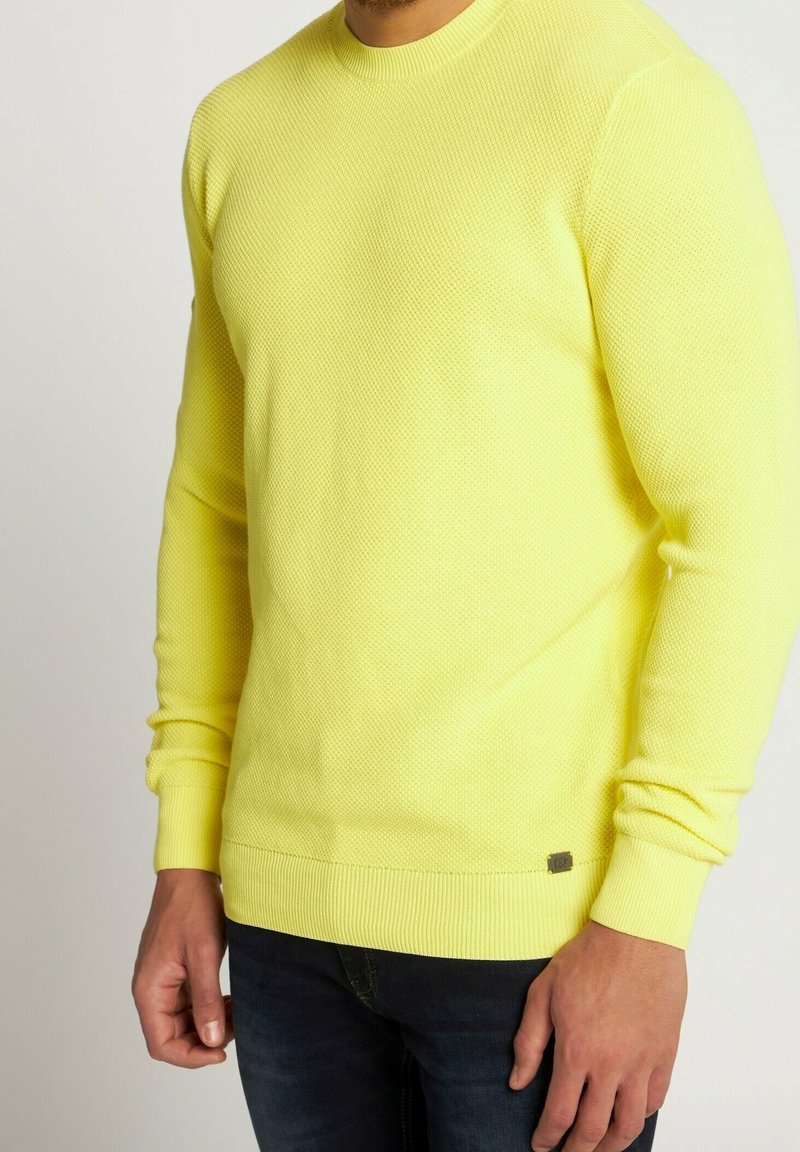JP1880 Sweter