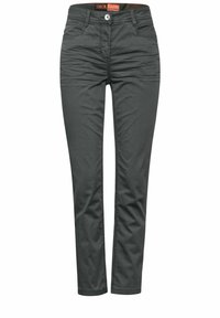 Pantalones gris ajustados, confeccionados en una suave mezcla de algodón, que cuentan con dos bolsillos frontales, cierre de botón y un sutil detalle de costura.