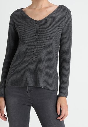 Sweter