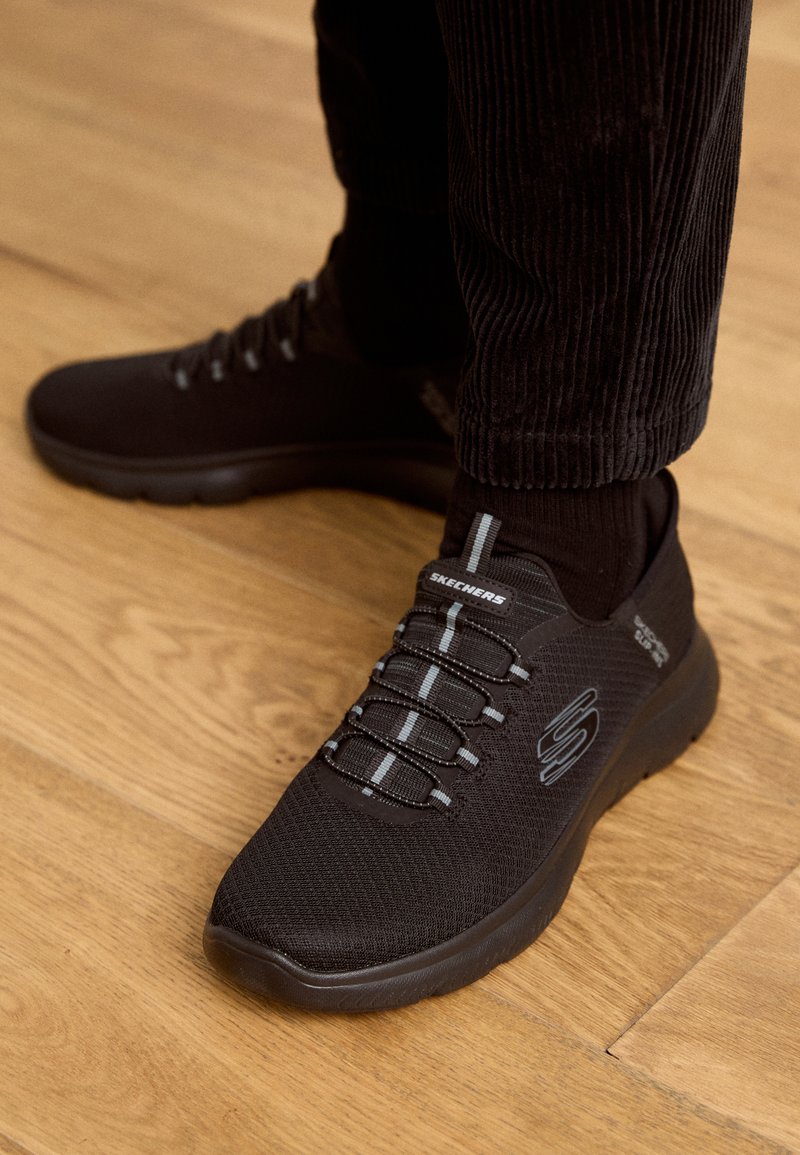 Skechers SUMMITS - Sapatilhas - black/preto - Zalando.pt