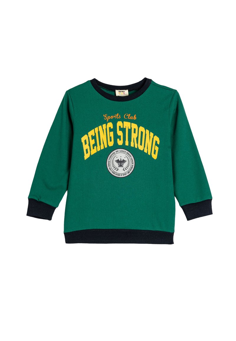 Zielona bluza z długim rękawem, z granatowymi ściagaczami przy mankietach i dekolcie. Posiada napis "Sports Club BEING STRONG" oraz okrągły detal z logo.