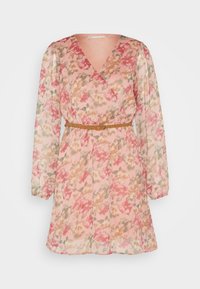 Δεν επιλέχθηκε, ash rose