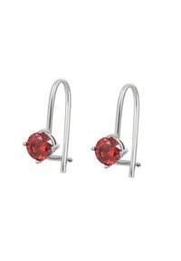 Orecchini a goccia in argento con gemme rotonde rosse, texture liscia e un design minimalista con un gancio curvo per una vestibilità sicura.