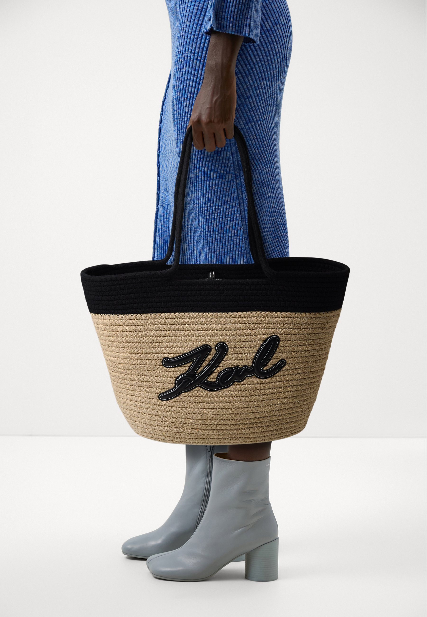 KARL LAGERFELD SIGNATURE BEACH BASKET Cabas black/noir ZALANDO