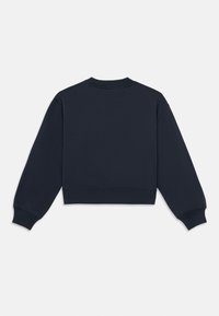 Navy blå langermet hettegenser med ribbede mansjetter, hals og hem, vist bakfra på en hvit bakgrunn.