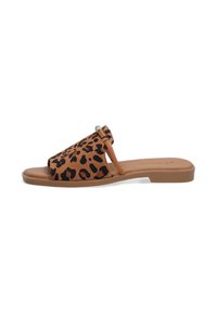 Sandaler med leopardprint har en overdel i brunt suede med udskæringsdesign, enkelt rem og en flad gummisål. Accentueret med metaldetaljer.
