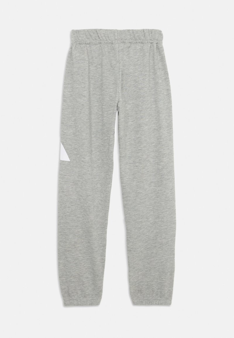 adidas Performance ESSENTIALS PANTS UNISEX Jogginghose medium