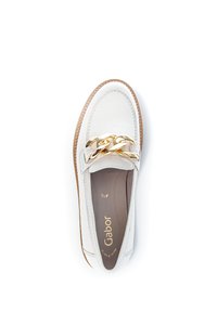 White leather loafer with a gold chain accent on the front, featuring a rounded toe, flexible sole, and a smooth inner lining.