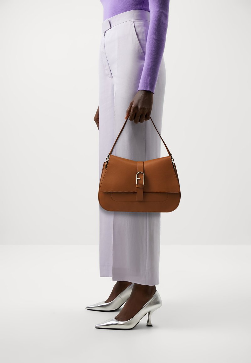 Furla FLOW TOP HANDLE - Borsa a mano - brown