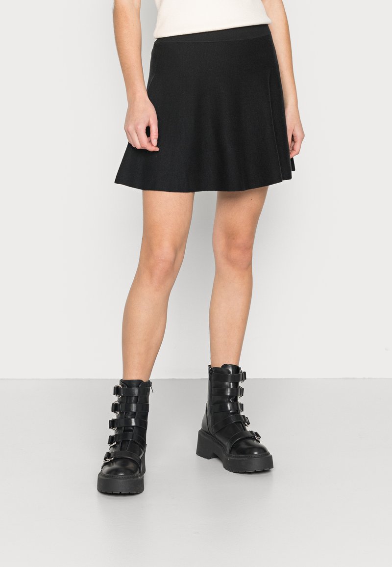 Damen Jeansröcke | Vero Moda VMGOLD SKATER SKIRTMinirockblack/schwarz - FM41446 Damen Jeansröcke | Vero Moda VMGOLD SKATER SKIRTMinirockblack/schwarz - FM41446