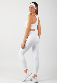 Carlheim Leggings - Byxor - white