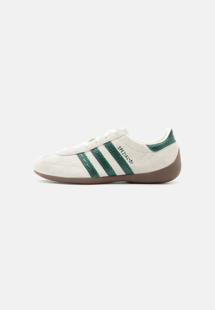 adidas HANDBALL SPEZIAL PRO - Trainers - off white/collegiate green