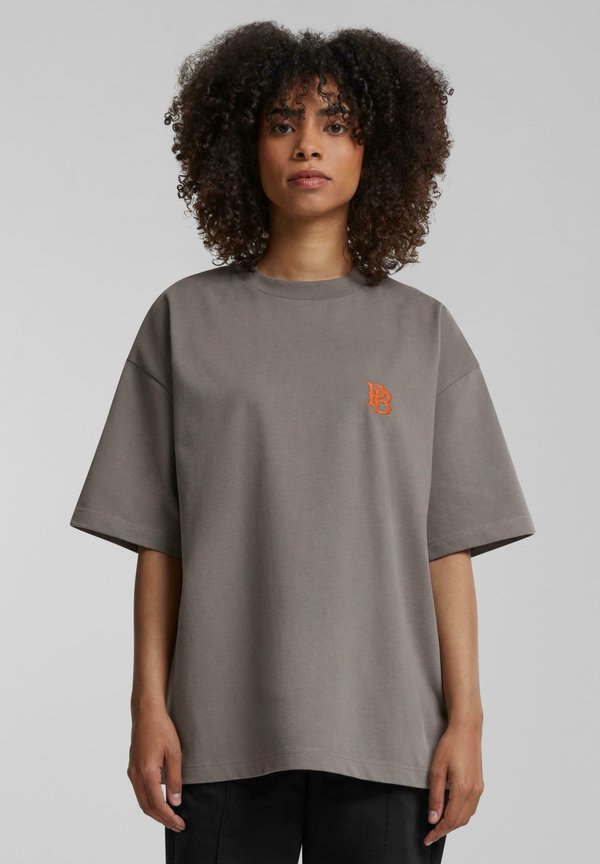 PITCH - T-Shirt print