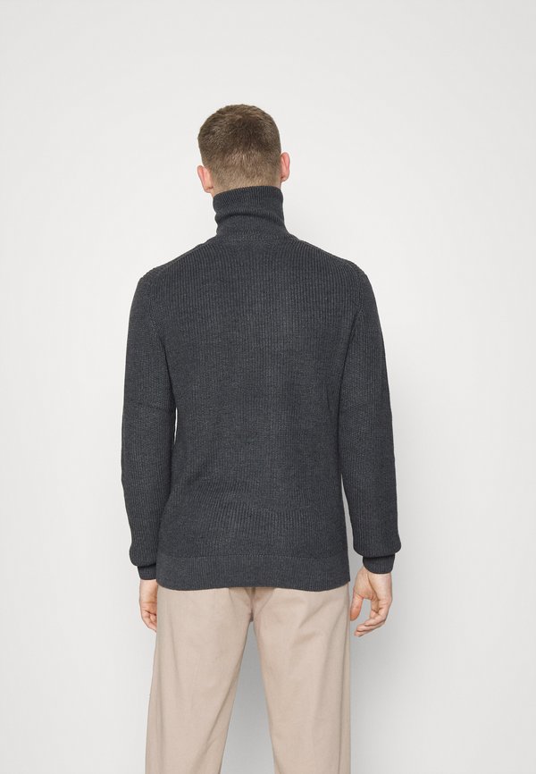 SDPAPARAZZI - Jumper3