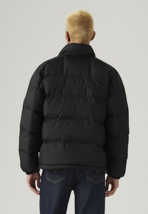 Levi's®, PIEDMONT SHORT PUFFER - Vinterjakker - jet black